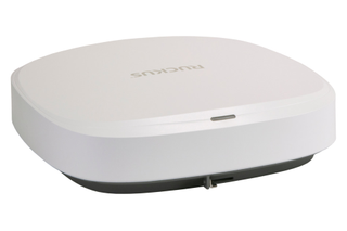 RUCKUS R770 Very-High-Performance Tri-Radio WiFi 7 Indoor Access Point