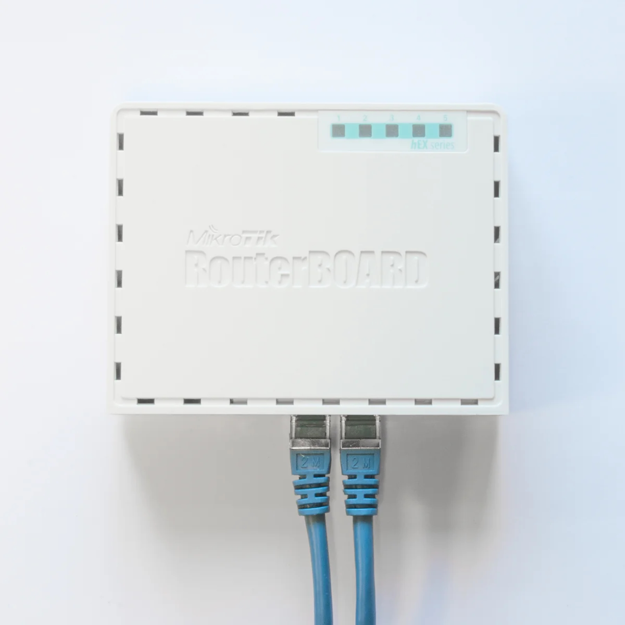 RB750Gr3, Mikrotik RB750 Series Router, 5x Gigabit Ethernet/Dual Core 880MHz/256MB RAM